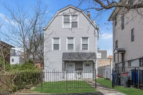 226 19th Ave, Irvington, NJ 07111