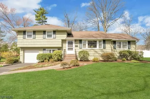 307 Massachusetts St, Westfield, NJ 07090