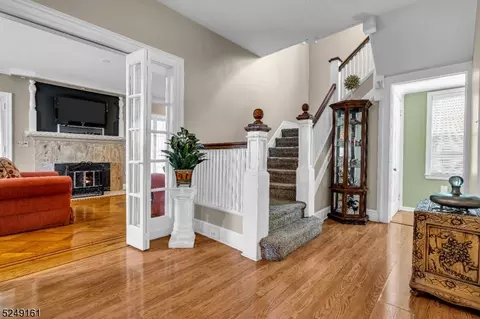 1 Vernon Pl, East Orange, NJ 07017