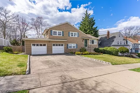 25 Cambridge Rd, Verona, NJ 07044