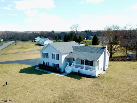 10 Adams Ln, Montague, NJ 07827