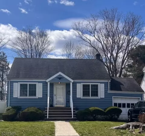 28 Mandeville St, Pompton Lakes, NJ 07442