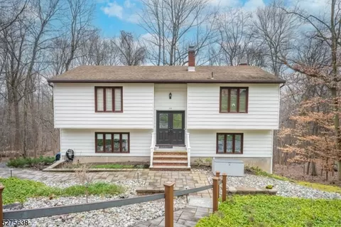 82 Pine Brook Rd # A, Montville Twp, NJ 07082