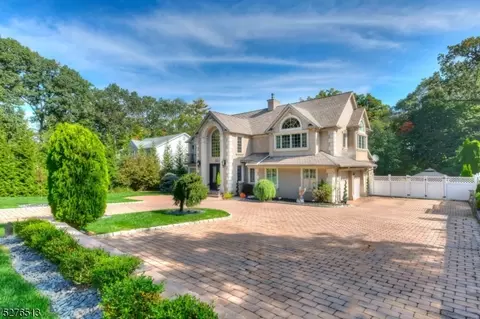 1450 Alps Rd, Wayne, NJ 07470