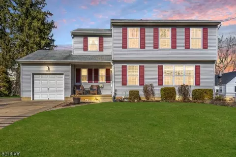 1976 S Olden Ave, Hamilton, NJ 08619
