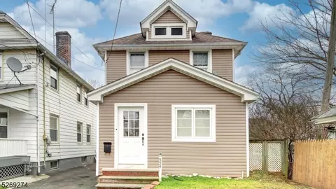 224 Elm Ct, Elizabeth, NJ 07208