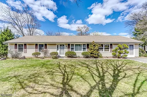 429 Jarrard St, Piscataway, NJ 08854
