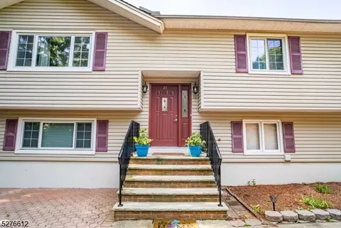 27 David Dr, Rockaway, NJ 07866