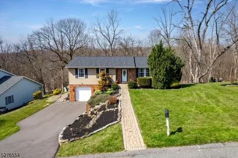 155 Beers St, Phillipsburg, NJ 08865
