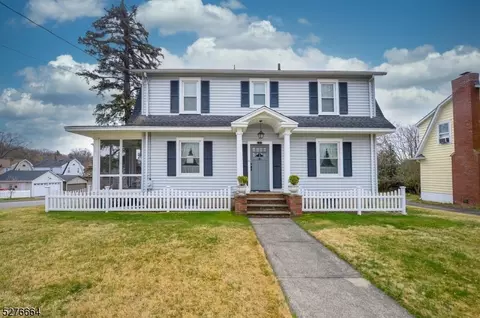 48 Suncrest Ave, North Haledon, NJ 07508