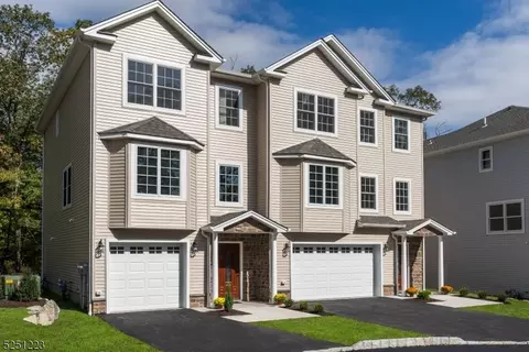 20-10 Mountain Ave #10, Wanaque, NJ 07465