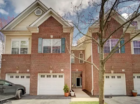 63 Taft Ln, Morristown, NJ 07960