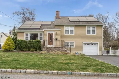 5 4th Ave, Roseland, NJ 07068