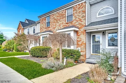 33 Chetwood Ct #33, Hillsborough, NJ 08844