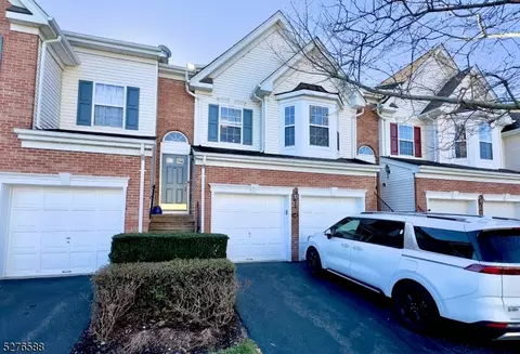 348 Winthrop Dr, Nutley, NJ 07110
