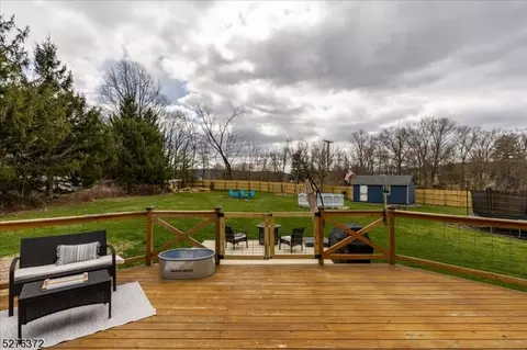 10 Smith St, Hampton, NJ 08827 photo 2