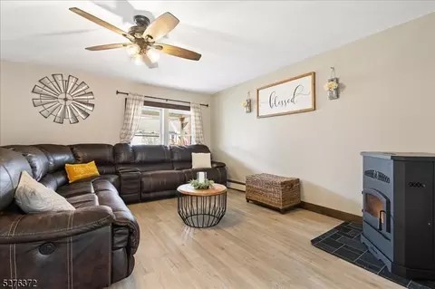 10 Smith St, Hampton, NJ 08827 photo 9