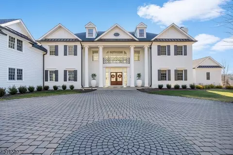 105 Mosle Rd, Far Hills, NJ 07931