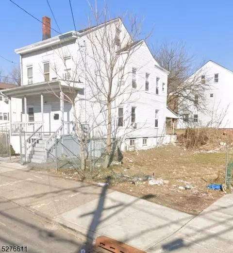 84 E Main St, Paterson, NJ 07522