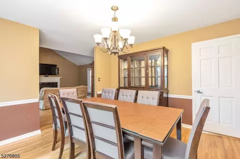 24 Valley View Dr, Bernards, NJ 07920 photo 6