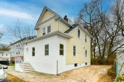 106 Abinger Pl, Newark, NJ 07106