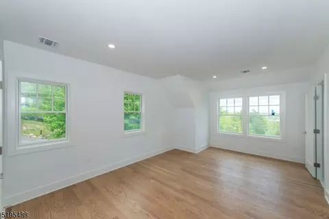 181 Sagamore Rd, Millburn, NJ 07041 photo 34