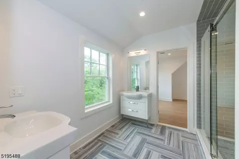 181 Sagamore Rd, Millburn, NJ 07041 photo 35