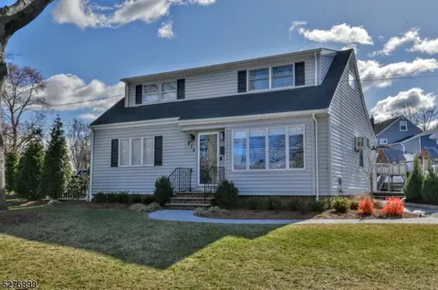 475 Senate Rd, New Milford, NJ 07646