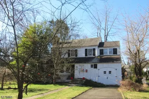 220 Orchard Pl, Ridgewood, NJ 07450