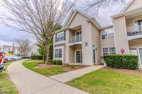 304 Cambridge Dr #304, Butler, NJ 07405