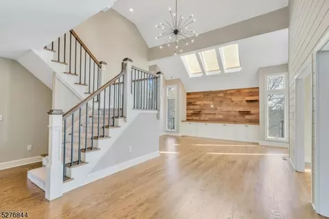 59 Westview Rd, Wayne, NJ 07470 photo 4