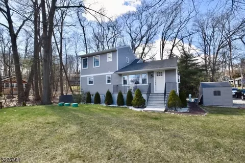 157 Highland Lakes Rd, Vernon Twp, NJ 07422
