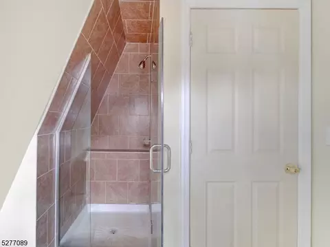 84 Scheerer Ave, Newark, NJ 07112 photo 18