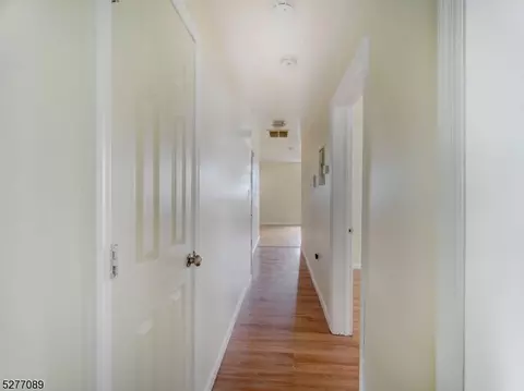 84 Scheerer Ave, Newark, NJ 07112 photo 21