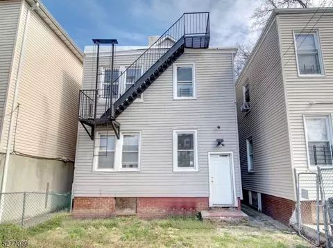 84 Scheerer Ave, Newark, NJ 07112 photo 22