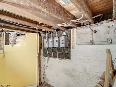 84 Scheerer Ave, Newark, NJ 07112 photo 26