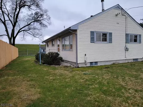 1743 Route31, Clinton, NJ 08809