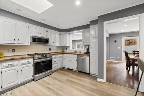 63 Summit Trl, Sparta, NJ 07871 photo 12