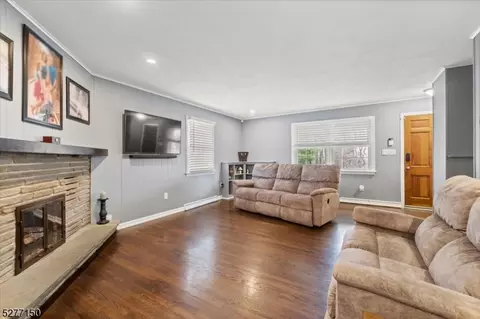 63 Summit Trl, Sparta, NJ 07871 photo 5