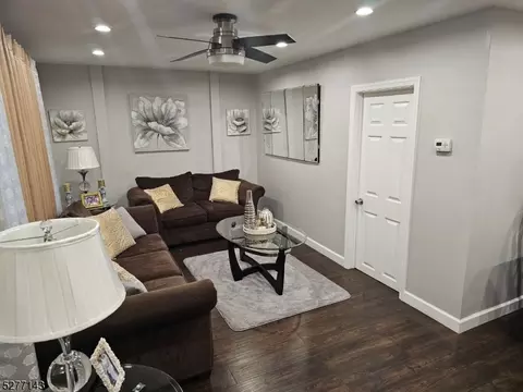 365 Taylor Ave, Hackensack, NJ 07601 photo 2