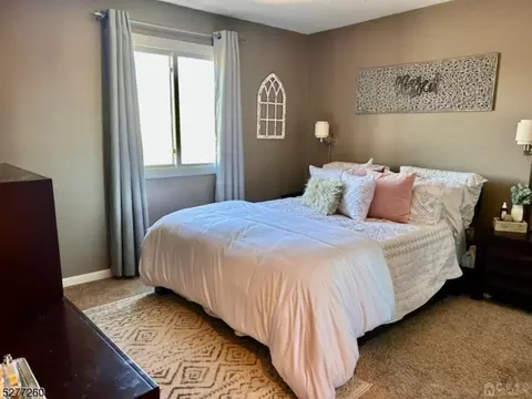 2114 Ravens Crest Dr, Plainsboro, NJ 08536