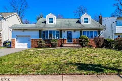 350 Kennedy St, Woodbridge Twp, NJ 08830