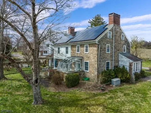 122 Sandy Ridge Mt Airy Rd, Stockton, NJ 08559