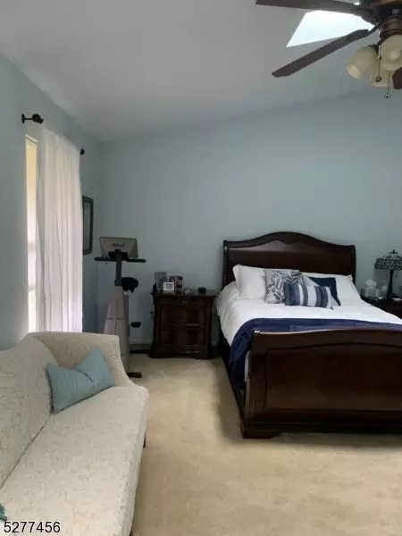 128 Pinehurst Dr, Washington, NJ 07882 photo 17