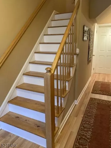 128 Pinehurst Dr, Washington, NJ 07882 photo 4