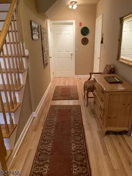 128 Pinehurst Dr, Washington, NJ 07882 photo 3