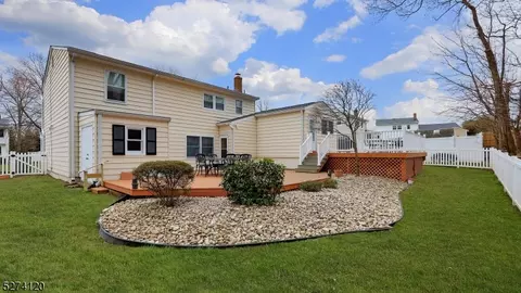 6 Mayling Ct, Edison, NJ 08837 photo 23