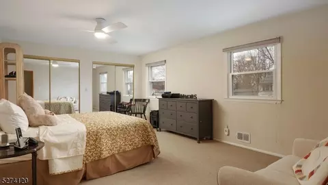 6 Mayling Ct, Edison, NJ 08837 photo 19