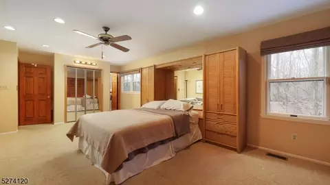 6 Mayling Ct, Edison, NJ 08837 photo 16