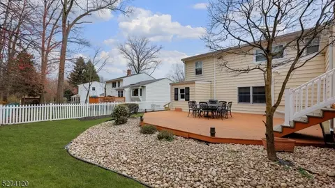 6 Mayling Ct, Edison, NJ 08837 photo 22